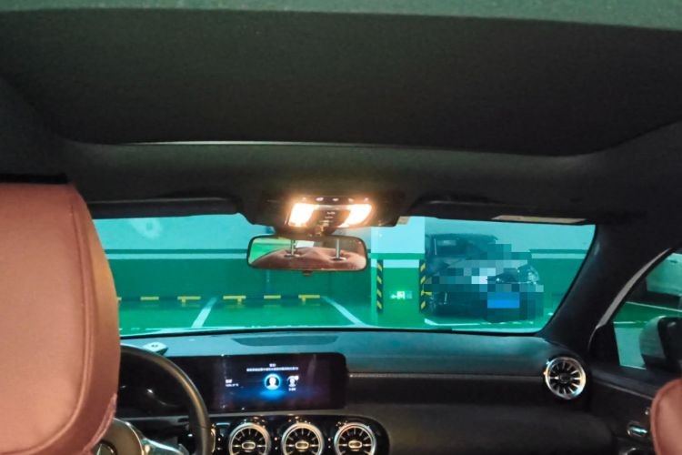 Used Mercedes-Benz A-Class 2022 Revised Version A 200 L Sport Sedan Fashionable Style Headliner