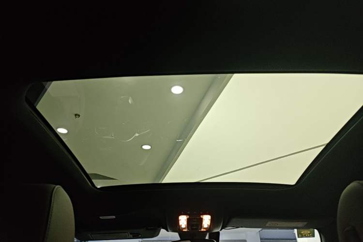 Used Mercedes-Benz A-Class 2022 Restyled A 200 L Sport Sedan Fashion Version Headliner