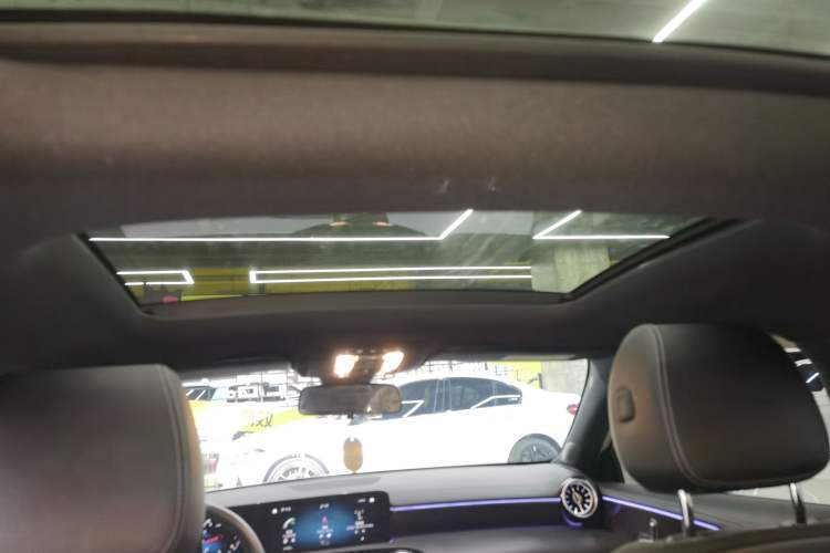 Used Mercedes-Benz A-Class 2022 Revised Version A 200 L Sport Sedan Fashionable Style Headliner