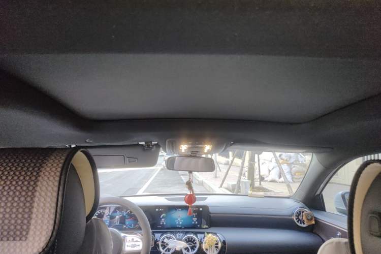 Used Mercedes-Benz A-Class 2022 Revised Version A 200 L Sport Sedan Fashionable Style Headliner