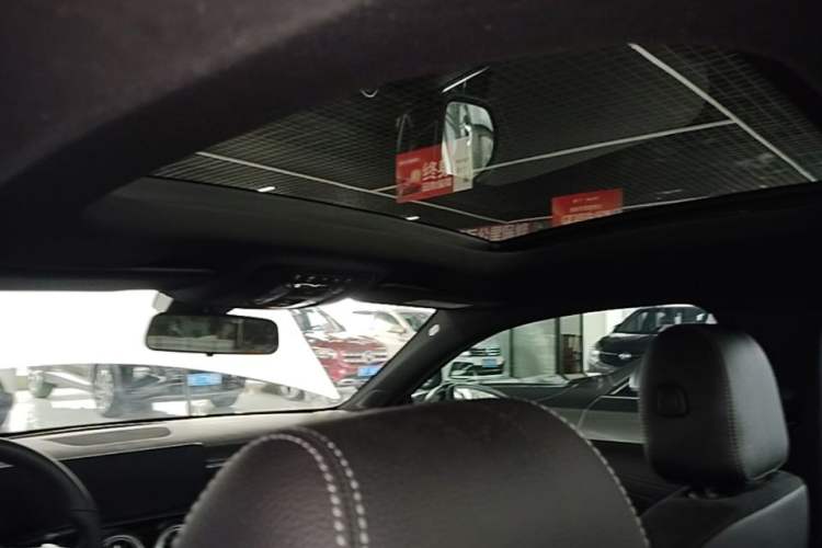 Used Mercedes-Benz A-Class 2022 Revised Version A 200 L Sport Sedan Fashionable Style Headliner