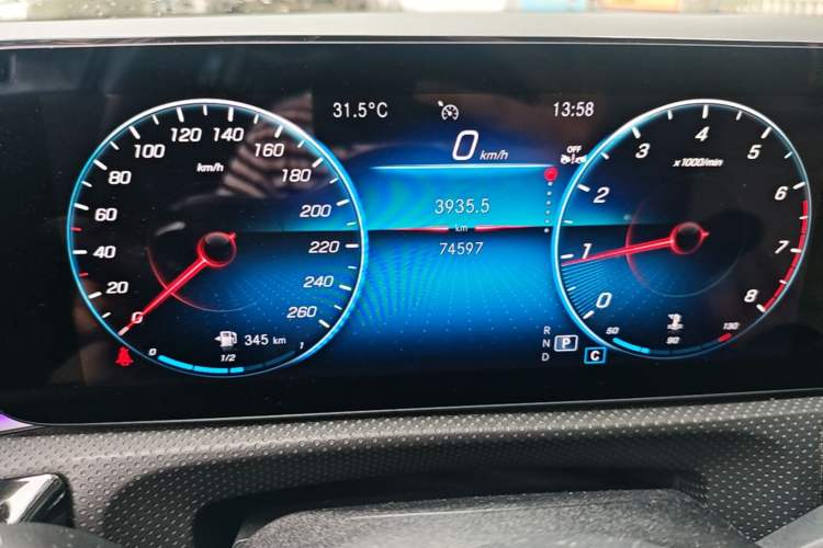 Used Mercedes-Benz A-Class 2022 Second Facelift A 200 L Sport Sedan Fashion Version Instrument Cluster