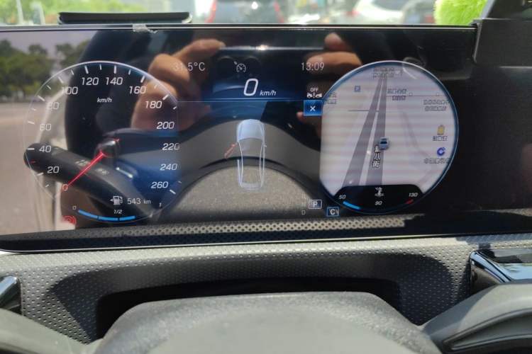 Used Mercedes-Benz A-Class 2022 Revised Version A 200 L Sport Sedan Fashionable Style Instrument Cluster