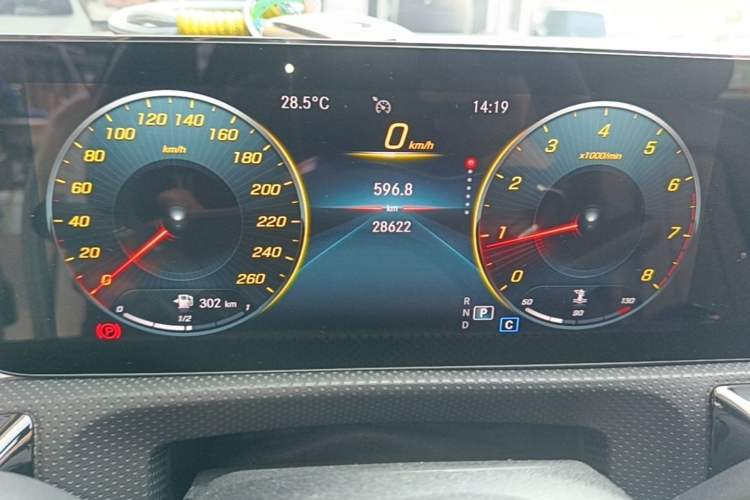 Used Mercedes-Benz A-Class 2022 Restyled A 200 L Sport Sedan Fashion Version Instrument Cluster