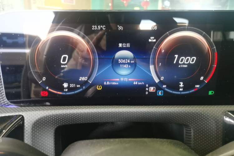 Used Mercedes-Benz A-Class 2022 Revised Version A 200 L Sport Sedan Fashionable Style Instrument Cluster