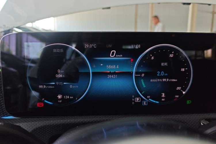 Used Mercedes-Benz A-Class 2022 Restyled A 200 L Sport Sedan Fashion Version Instrument Cluster