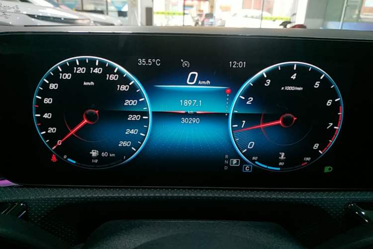 Used Mercedes-Benz A-Class 2022 Second Facelift A 200 L Sport Sedan Fashion Version Instrument Cluster