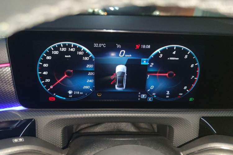 Used Mercedes-Benz A-Class 2022 Second Facelift A 200 L Sport Sedan Fashion Version Instrument Cluster