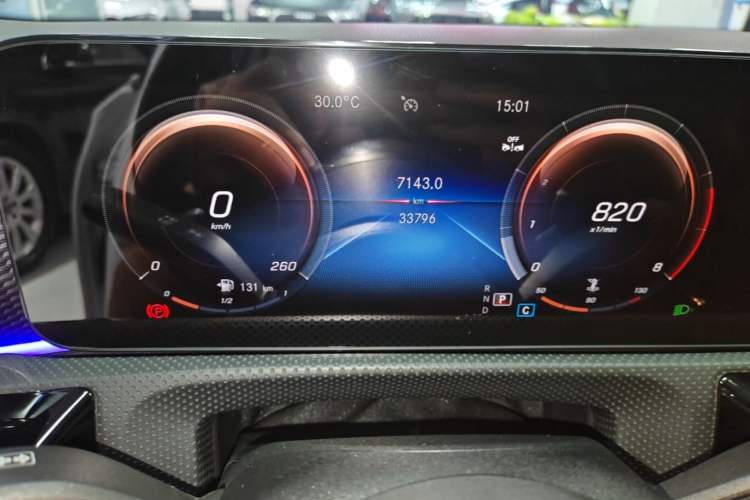 Used Mercedes-Benz A-Class 2022 Revised Version A 200 L Sport Sedan Fashionable Style Instrument Cluster