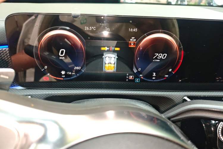 Used Mercedes-Benz A-Class 2022 Revised Version A 200 L Sport Sedan Fashionable Style Instrument Cluster