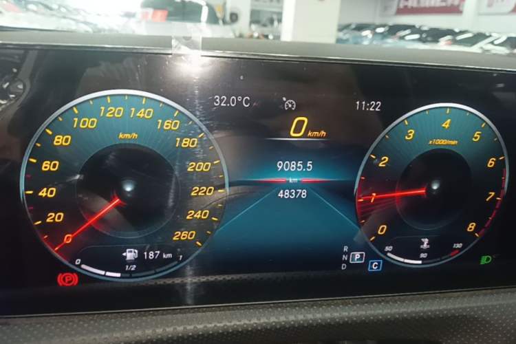 Used Mercedes-Benz A-Class 2022 Second Facelift A 200 L Sport Sedan Fashion Version Instrument Cluster