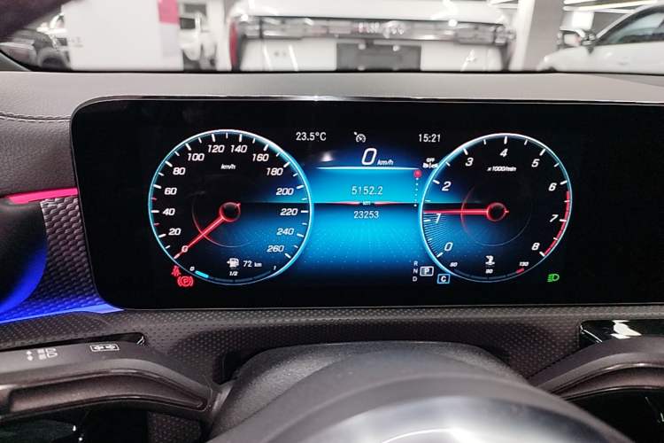 Used Mercedes-Benz A-Class 2022 Revised Version A 200 L Sport Sedan Fashionable Style Instrument Cluster