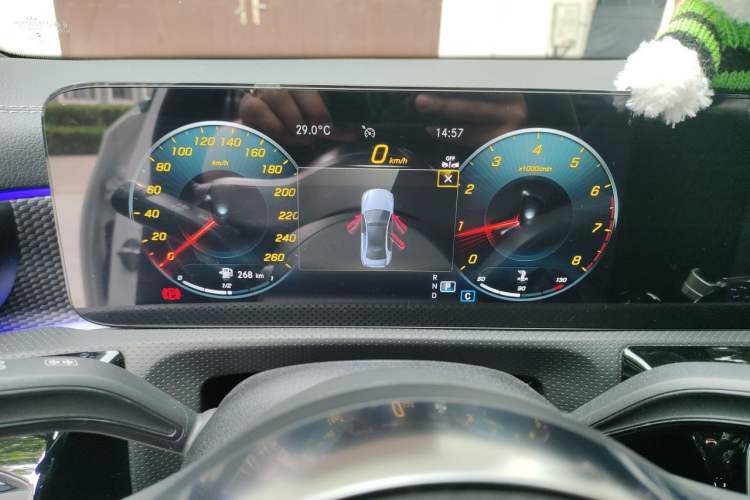 Used Mercedes-Benz A-Class 2022 Revised Version A 200 L Sport Sedan Fashionable Style Instrument Cluster