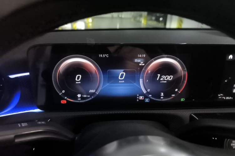 Used Mercedes-Benz A-Class 2022 Revised Version A 200 L Sport Sedan Fashionable Style Instrument Cluster