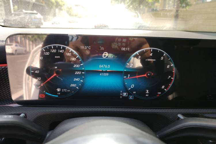 Used Mercedes-Benz A-Class 2022 Second Facelift A 200 L Sport Sedan Fashion Version Instrument Cluster
