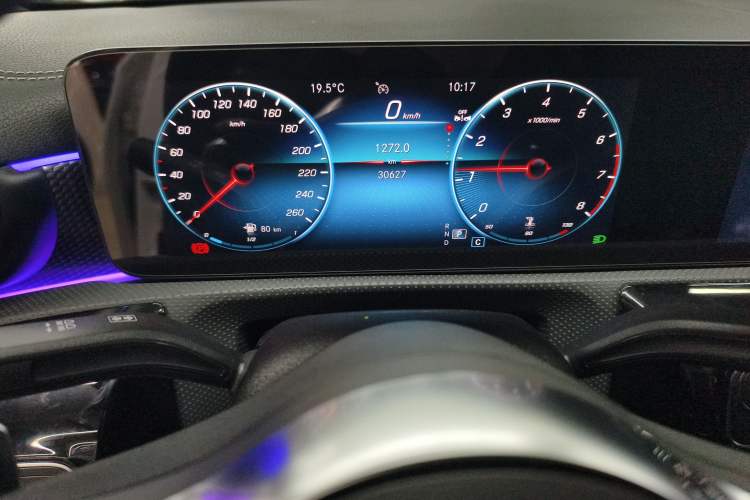 Used Mercedes-Benz A-Class 2022 Revised Version A 200 L Sport Sedan Fashionable Style Instrument Cluster