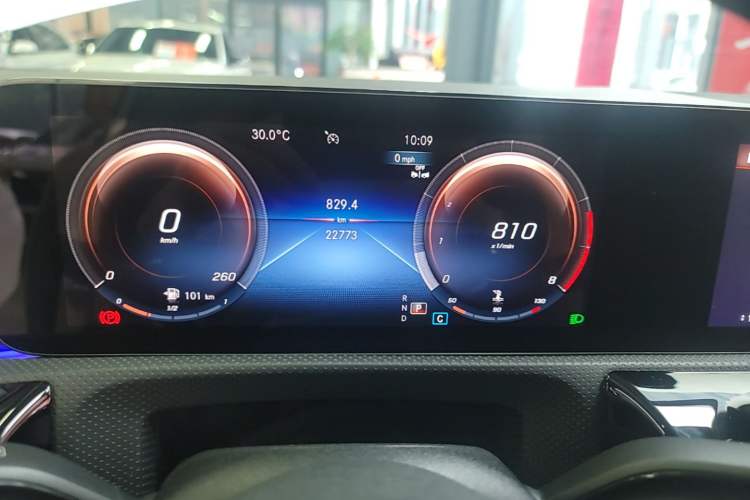 Used Mercedes-Benz A-Class 2022 Revised Version A 200 L Sport Sedan Fashionable Style Instrument Cluster