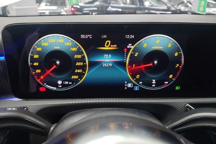 Used Mercedes-Benz A-Class 2022 Revised Version A 200 L Sport Sedan Fashionable Style Instrument Cluster