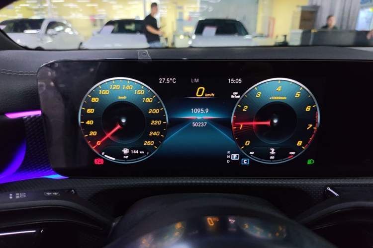 Used Mercedes-Benz A-Class 2022 Revised Version A 200 L Sport Sedan Fashionable Style Instrument Cluster