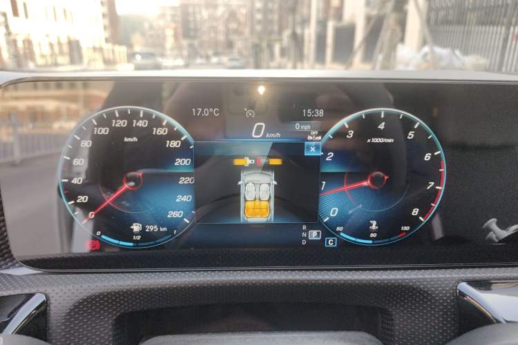 Used Mercedes-Benz A-Class 2022 Revised Version A 200 L Sport Sedan Fashionable Style Instrument Cluster