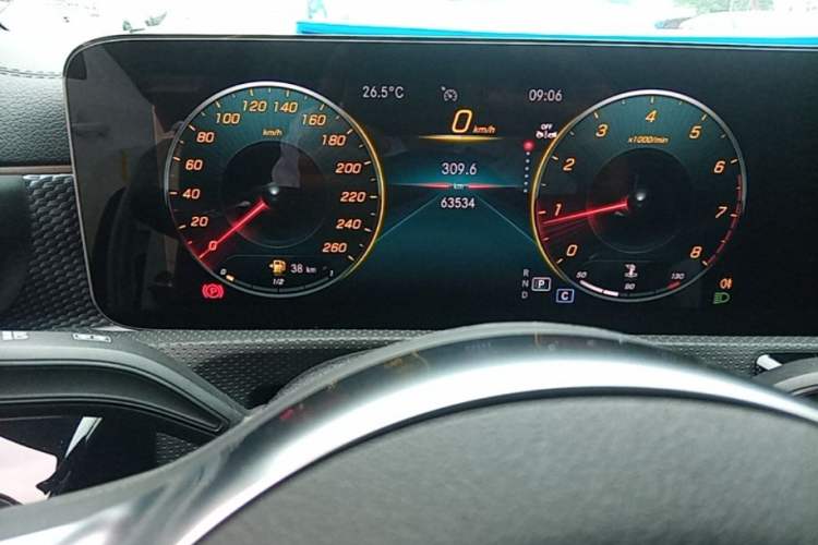Used Mercedes-Benz A-Class 2022 Revised Version A 200 L Sport Sedan Fashionable Style Instrument Cluster
