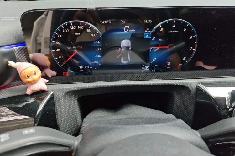Used Mercedes-Benz A-Class 2022 Second Facelift A 200 L Sport Sedan Fashion Version Instrument Cluster