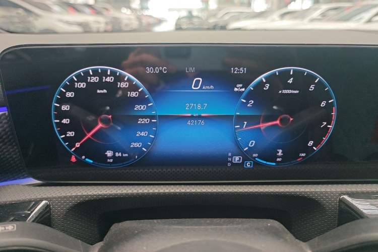Used Mercedes-Benz A-Class 2022 Revised Version A 200 L Sport Sedan Fashionable Style Instrument Cluster
