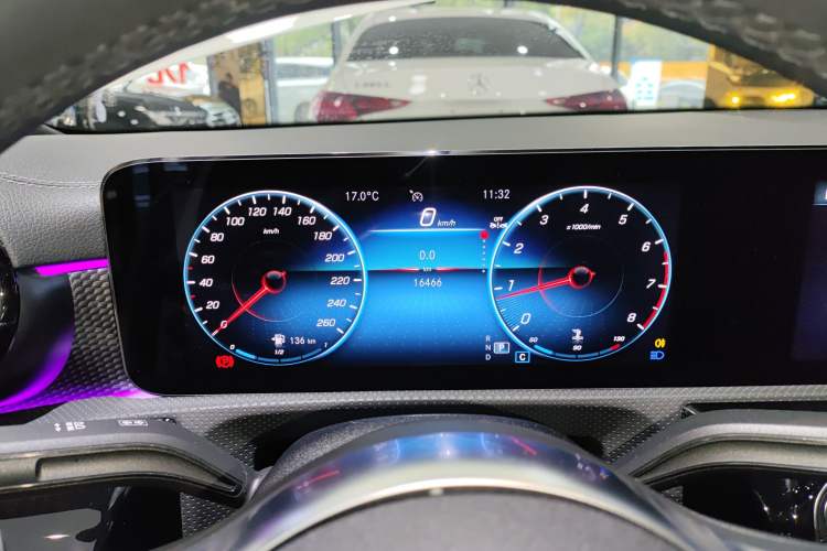 Used Mercedes-Benz A-Class 2022 Revised Version A 200 L Sport Sedan Fashionable Style Instrument Cluster