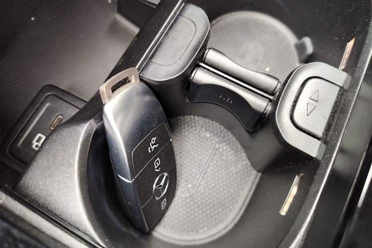 Used Mercedes-Benz A-Class 2022 Second Facelift A 200 L Sport Sedan Fashion Version Interior 1