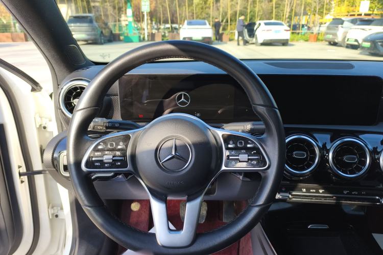 Used Mercedes-Benz A-Class 2022 Revised A 200 Dynamic Edition Interior 2