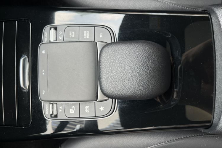 Used Mercedes-Benz A-Class 2022 Restyled A 200 L Sport Sedan Fashion Version Interior 3