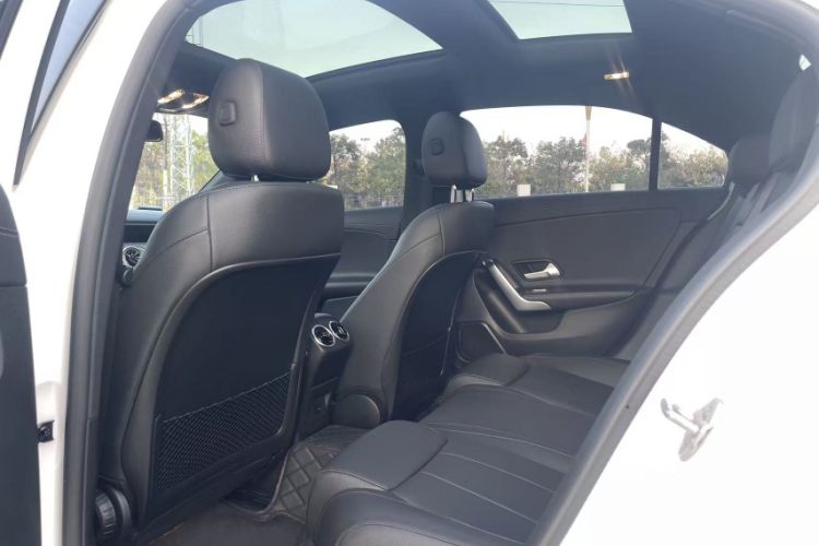 Used Mercedes-Benz A-Class 2022 Second Facelift A 200 L Sport Sedan Fashion Version Interior 3