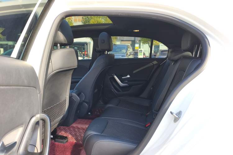 Used Mercedes-Benz A-Class 2022 Revised A 200 Dynamic Edition Interior 6