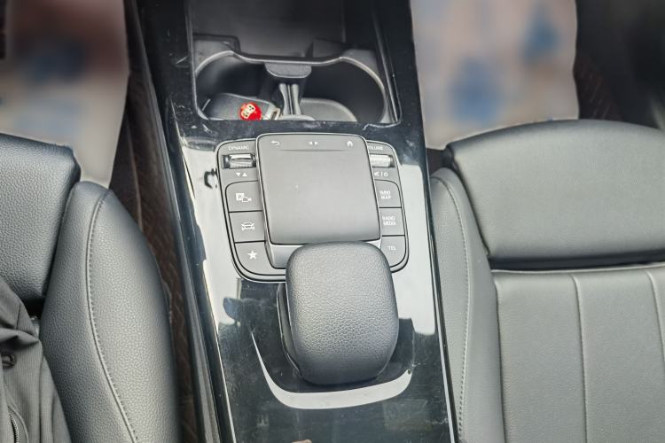 Used Mercedes-Benz A-Class 2022 Restyled A 200 L Sport Sedan Fashion Version Interior 7