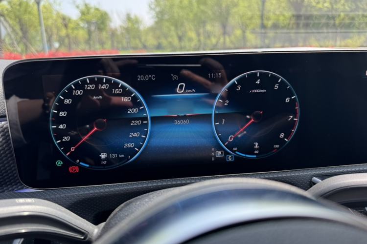 Used Mercedes-Benz A-Class 2022 Revised Version A 200 L Sport Sedan Fashionable Style Interior 8
