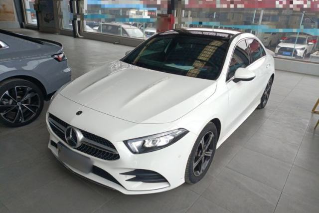 Used Mercedes-Benz A-Class 2022 Revised Version A 200 L Sport Sedan Fashionable Style