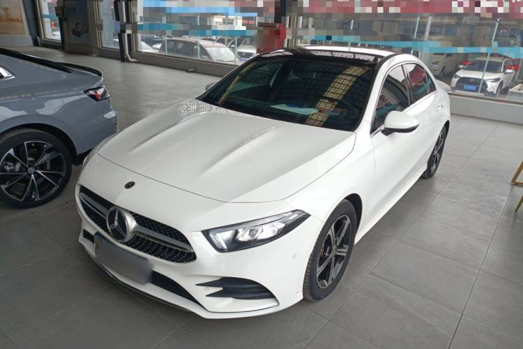 Used Mercedes-Benz A-Class 2022 Revised Version A 200 L Sport Sedan Fashionable Style Guazi used car, China used car export, Used car for sale, Used  cars, Cheapest cars for sale
