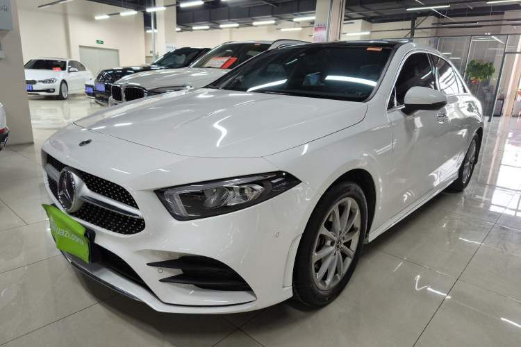 Used Mercedes-Benz A-Class 2022 Restyled A 200 L Sport Sedan Fashion Version Guazi used car, China used car export, Used car for sale, Used  cars, Cheapest cars for sale