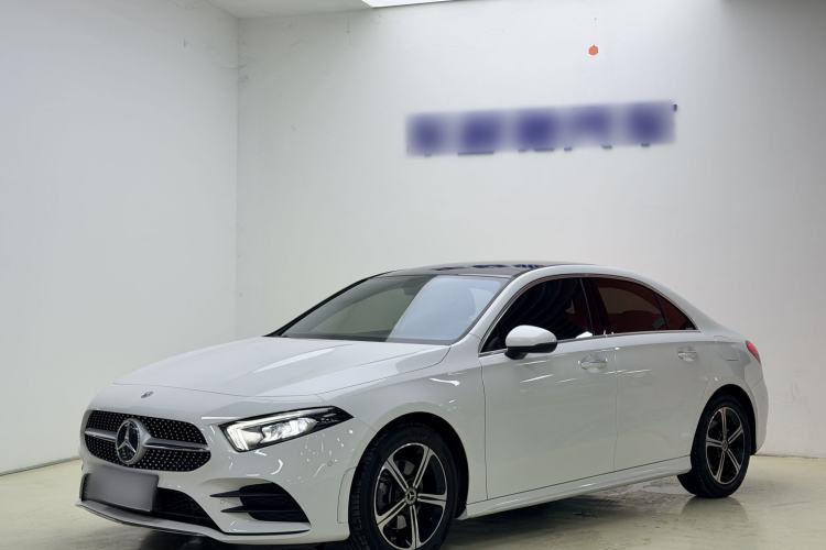 Used Mercedes-Benz A-Class 2022 Revised Version A 200 L Sport Sedan Fashionable Style Guazi used car, China used car export, Used car for sale, Used  cars, Cheapest cars for sale