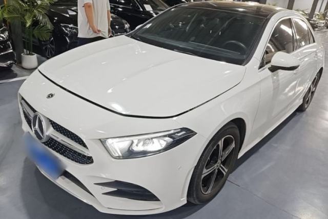 Used Mercedes-Benz A-Class 2022 Revised Version A 200 L Sport Sedan Fashionable Style