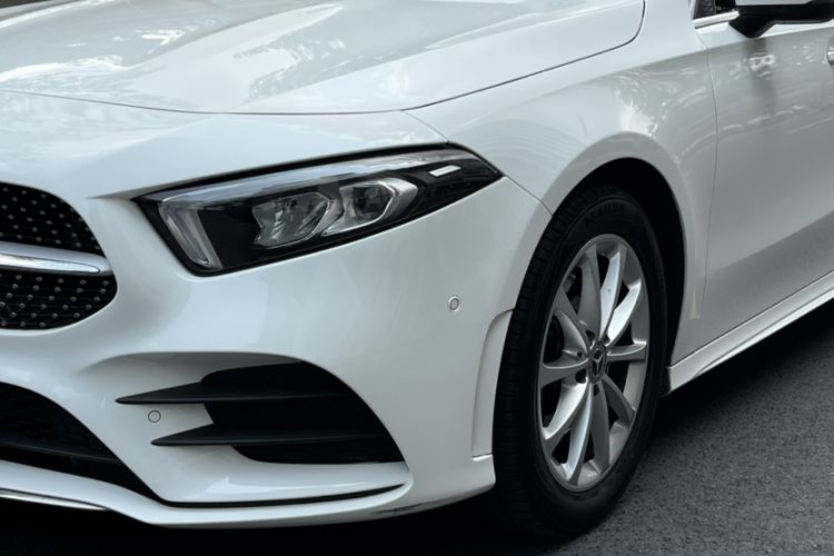 Used Mercedes-Benz A-Class 2022 Restyled A 200 L Sport Sedan Fashion Version Left Front Headlight