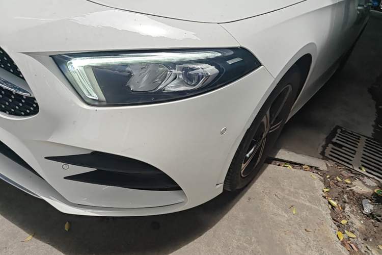 Used Mercedes-Benz A-Class 2022 Revised Version A 200 L Sport Sedan Fashionable Style Left Front Headlight