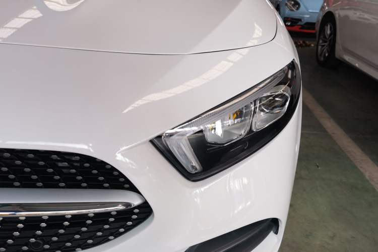 Used Mercedes-Benz A-Class 2022 Second Facelift A 200 L Sport Sedan Fashion Version Left Front Headlight