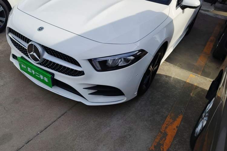 Used Mercedes-Benz A-Class 2022 Revised Version A 200 L Sport Sedan Fashionable Style Left Front Headlight