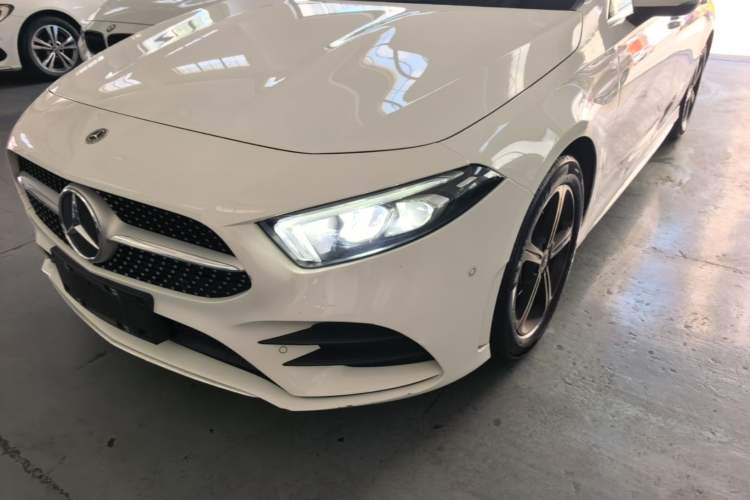 Used Mercedes-Benz A-Class 2022 Second Facelift A 200 L Sport Sedan Fashion Version Left Front Headlight