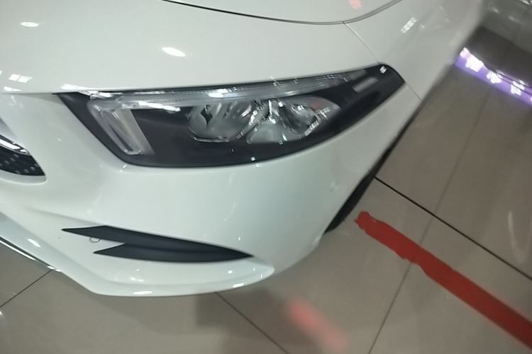 Used Mercedes-Benz A-Class 2022 Revised Version A 200 L Sport Sedan Fashionable Style Left Front Headlight