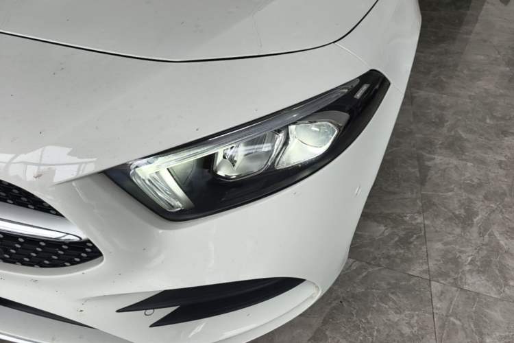 Used Mercedes-Benz A-Class 2022 Revised Version A 200 L Sport Sedan Fashionable Style Left Front Headlight