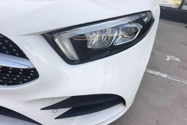 Used Mercedes-Benz A-Class 2022 Revised Version A 200 L Sport Sedan Fashionable Style Left Front Headlight