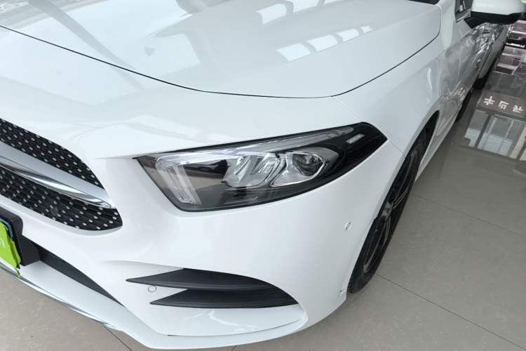 Used Mercedes-Benz A-Class 2022 Revised Version A 200 L Sport Sedan Fashionable Style Left Front Headlight