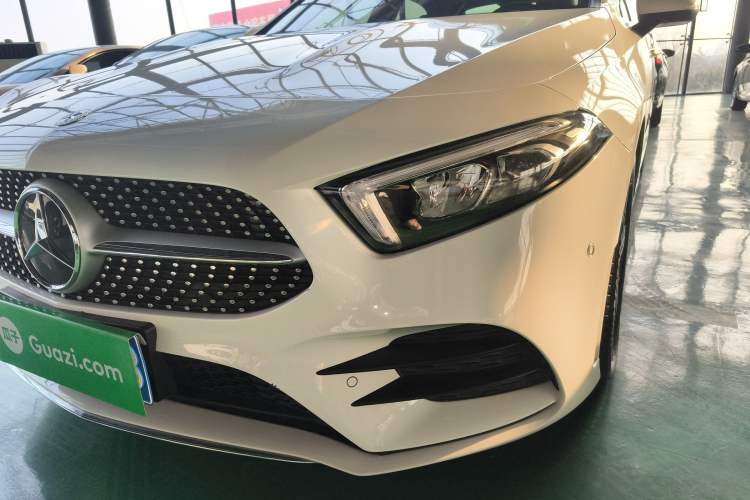 Used Mercedes-Benz A-Class 2022 Revised Version A 200 L Sport Sedan Fashionable Style Left Front Headlight
